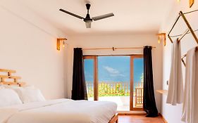 Manta Sea View Himandhoo